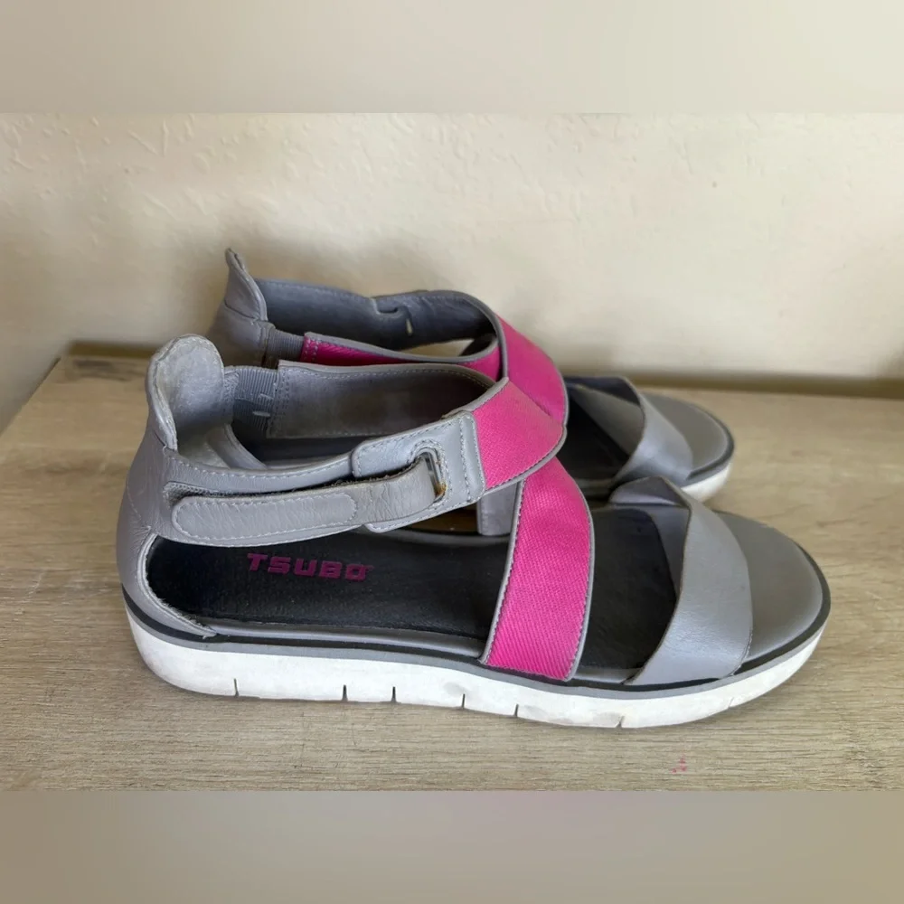 TSUBO leather strappy sandals - Picture 1 of 5